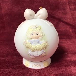 1995 Precious moments “An Event filled with ...